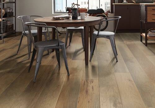 Dining room flooring | Hernandez Wholesale Flooring